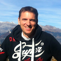 TOBIAS HENSCHKE